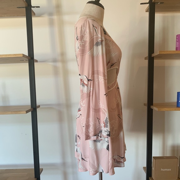 STUNNING 🤩 F21 Crane Cut-Out Dress - Picture 3 of 10